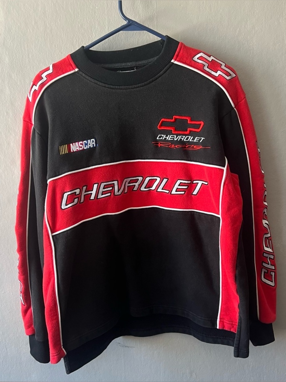 Racing Champions Vintage Chevrolet Racing NASCAR Black and Red sweatshirt Size M